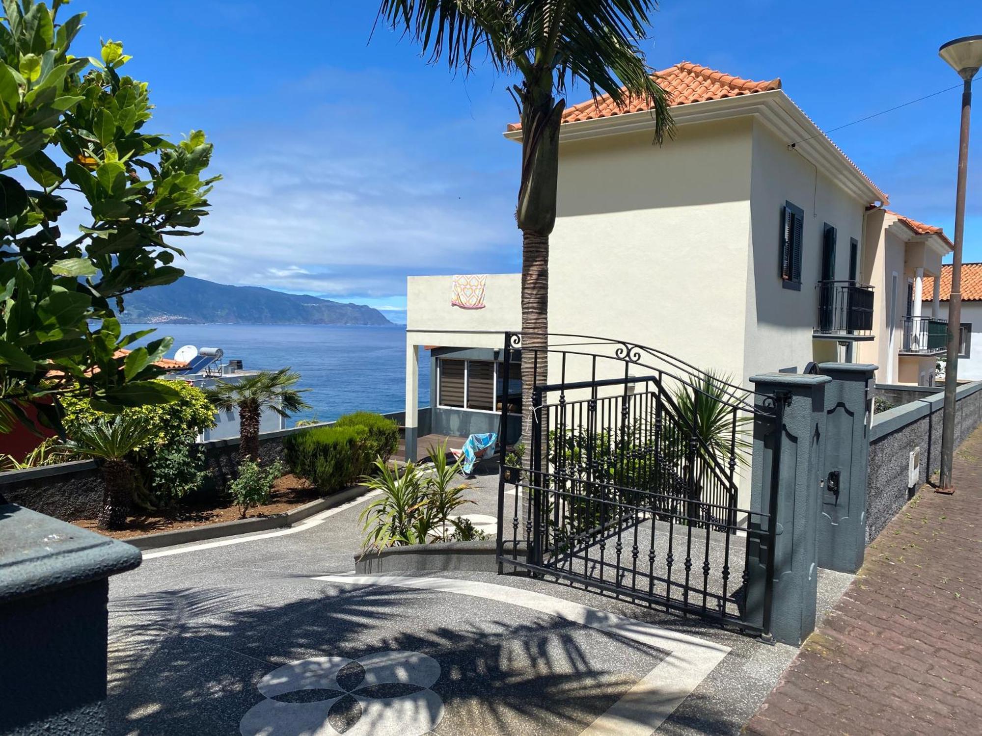 The Vista House Villa Ponta Delgada  Rum bild
